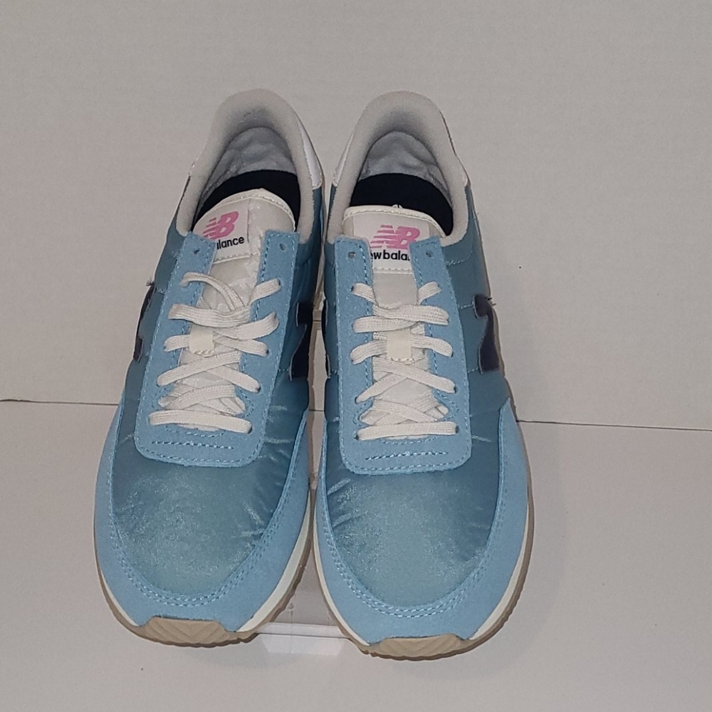 COPY - Women's New Balance Athletic Shoes Sz 9M